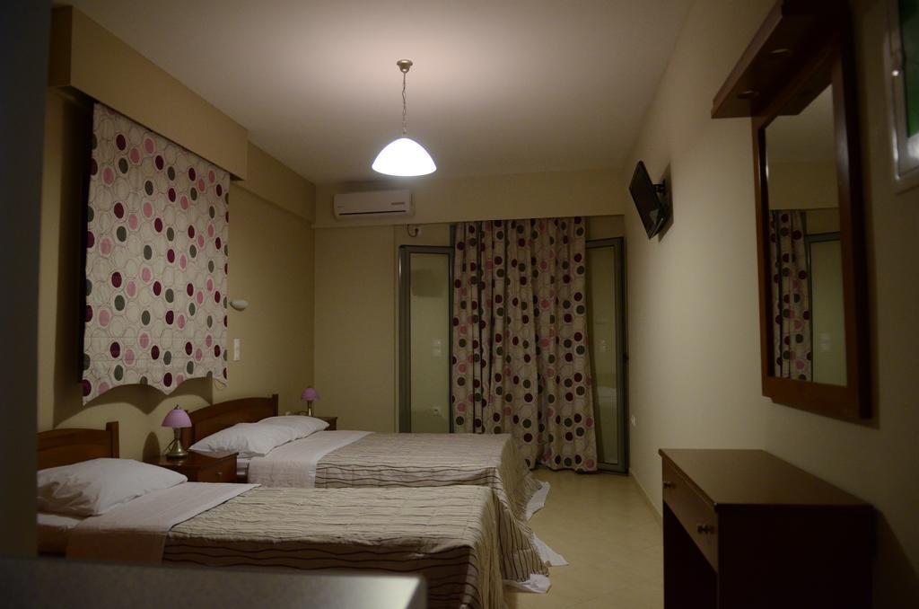 Papanikolaou Rooms Neochori  エクステリア 写真